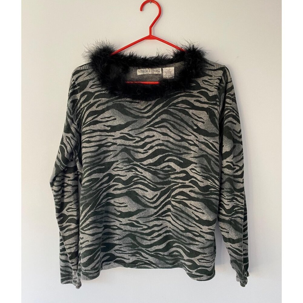 90s vintage grey animal print funky unique feather trim long sleeved blouse top